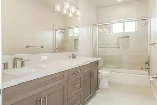 11421 N Live Oak, Clovis, CA 93619 - Photo 46