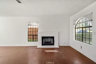832 Chelsea Court, Simi Valley, CA 93065 - Photo 6