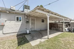 2053 Mayfair Dr, Fresno, CA 93703 - Photo 22