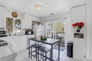 3204 Rockview Pl, San Luis Obispo, CA 93401 - Photo 10
