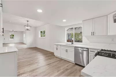 1127 J, Reedley, CA 93654 - Photo 6