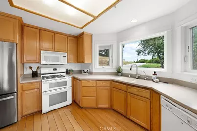 9500 Corona Road, Atascadero, CA 93422 - Photo 14