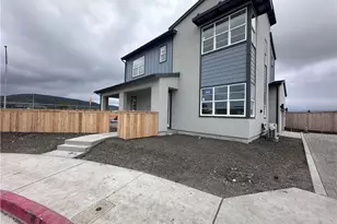 202 Kitty Hawk Ct, San Luis Obispo, CA 93401 - Photo 2