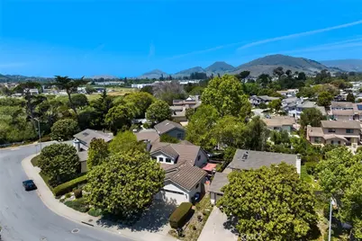 32 Las Praderas, San Luis Obispo, CA 93401 - Photo 2