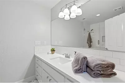 5036 Lakewood, Visalia, CA 93291 - Photo 68