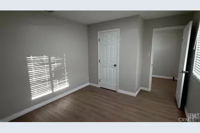 402 Mary, Maricopa, CA 93252 - Photo 2