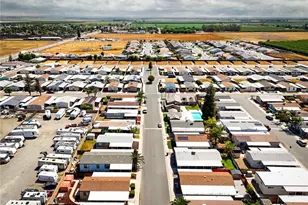 1301 Taft Hwy, Bakersfield, CA 93307 - Photo 1