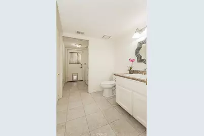 837 E Buckhill, Fresno, CA 93720 - Photo 18