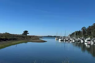239 Surf, Morro Bay, CA 93442 - Photo 18