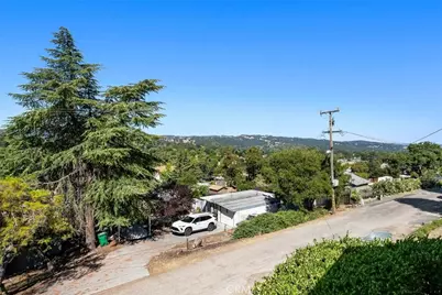 5675 Hermosilla Avenue, Atascadero, CA 93422 - Photo 14