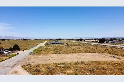 0 79th St, California City, CA 93505 - Photo 8