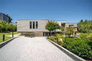 552 Perkins Ln, San Luis Obispo, CA 93401 - Photo 2
