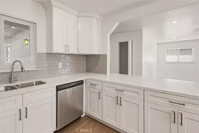 5703 E Hampton, Fresno, CA 93727 - Photo 10