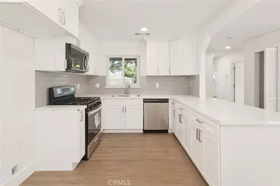 5703 E Hampton, Fresno, CA 93727 - Photo 2