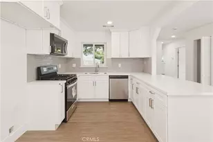 5703 E Hampton, Fresno, CA 93727 - Photo 2