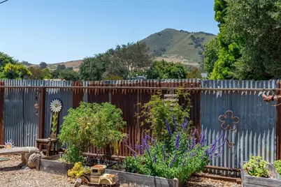 370 Islay, San Luis Obispo, CA 93401 - Photo 34