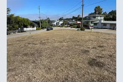 1886 Wales, Cambria, CA 93428 - Photo 1
