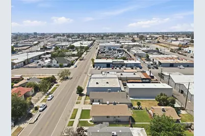 410 E 21st, Bakersfield, CA 93305 - Photo 12