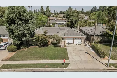 500 W Sample Avenue, Fresno, CA 93704 - Photo 2
