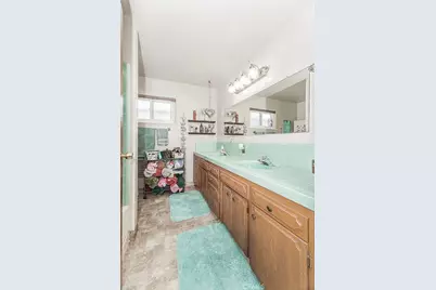 500 W Sample Avenue, Fresno, CA 93704 - Photo 28