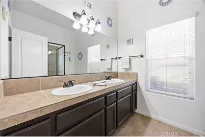 13505 Nantucket, Bakersfield, CA 93314 - Photo 50