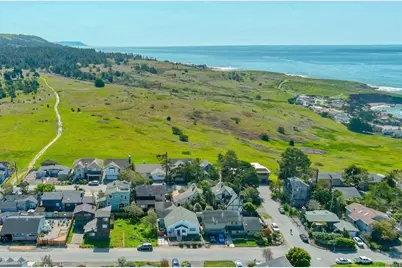 550 Worcester Drive, Cambria, CA 93428 - Photo 36