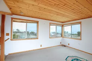 550 Worcester Dr, Cambria, CA 93428 - Photo 22
