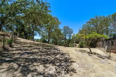 9056 Curbaril Avenue, Atascadero, CA 93422 - Photo 8