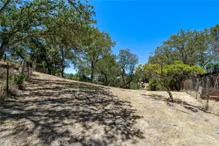 9056 Curbaril Ave, Atascadero, CA 93422 - Photo 8
