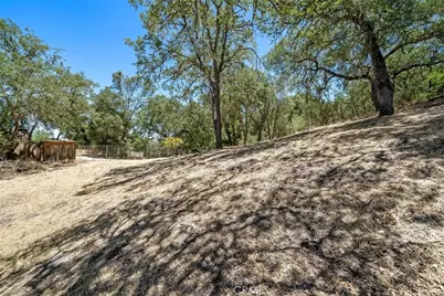 9056 Curbaril Avenue, Atascadero, CA 93422 - Photo 6