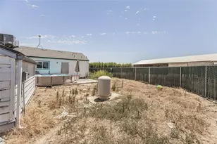 17209 E Floral, Reedley, CA 93654 - Photo 42