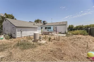 17209 E Floral, Reedley, CA 93654 - Photo 28