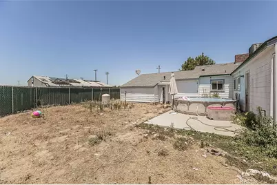 17209 E Floral, Reedley, CA 93654 - Photo 40