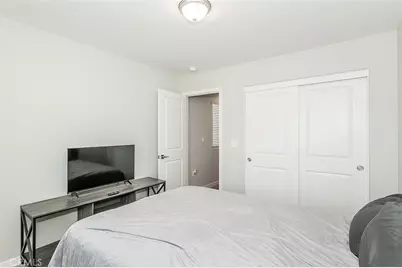 580 McCaffrey, Madera, CA 93636 - Photo 32