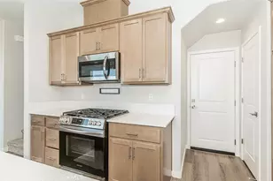 580 McCaffrey, Madera, CA 93636 - Photo 14