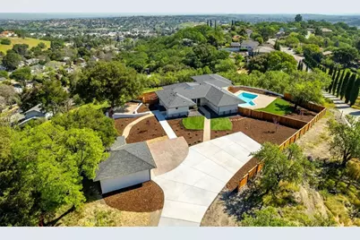 1026 Merry Hill Road, Paso Robles, CA 93446 - Photo 2