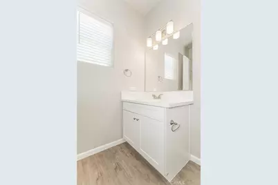 2365 N Arthur Avenue, Fresno, CA 93705 - Photo 30