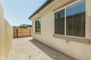 2365 N Arthur Ave, Fresno, CA 93705 - Photo 40