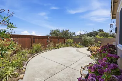 995 Romneya, Santa Maria, CA 93455 - Photo 32