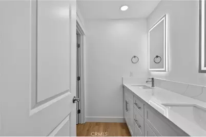 8082 N Sherman, Fresno, CA 93720 - Photo 22
