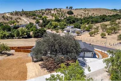 1006 Merry Hill Road, Paso Robles, CA 93446 - Photo 52