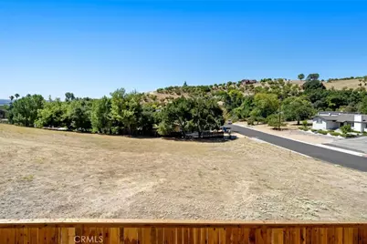 1006 Merry Hill Road, Paso Robles, CA 93446 - Photo 14