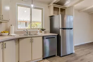 295 N Broadway, Santa Maria, CA 93455 - Photo 14