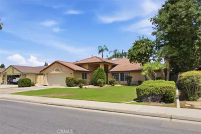 8704 Bridlewood Lane, Bakersfield, CA 93311 - Photo 10