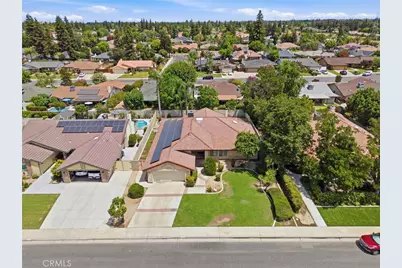 8704 Bridlewood Lane, Bakersfield, CA 93311 - Photo 6