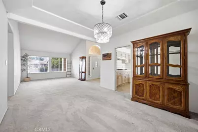 8704 Bridlewood Lane, Bakersfield, CA 93311 - Photo 12