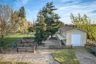 5648 E Dinuba, Fowler, CA 93625 - Photo 64