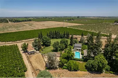 5648 E Dinuba, Fowler, CA 93625 - Photo 70