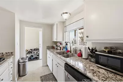 2558 Seahorse Avenue, Ventura, CA 93001 - Photo 34