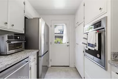 2558 Seahorse Avenue, Ventura, CA 93001 - Photo 10